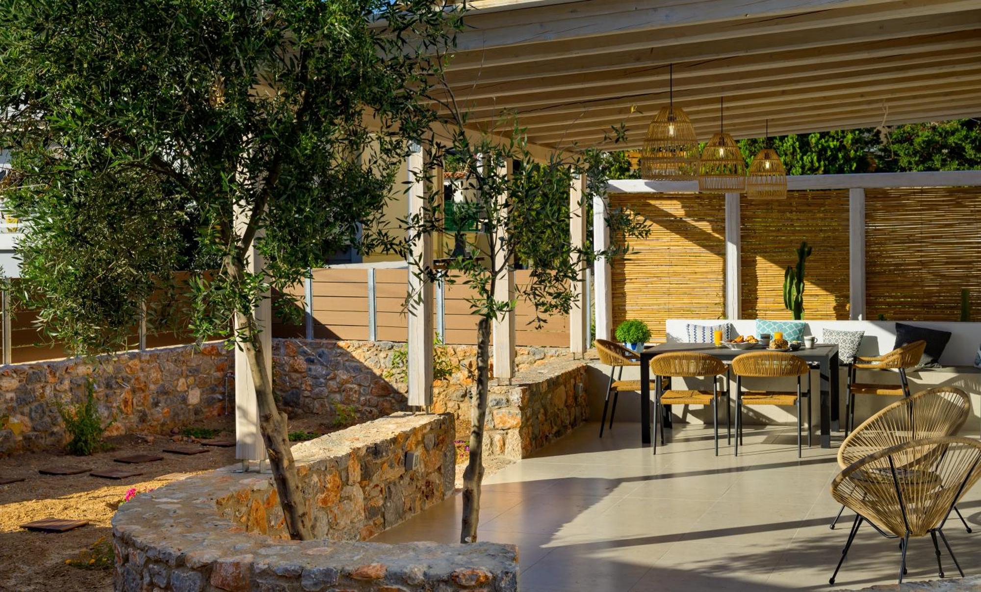Apartment Nisos By The *