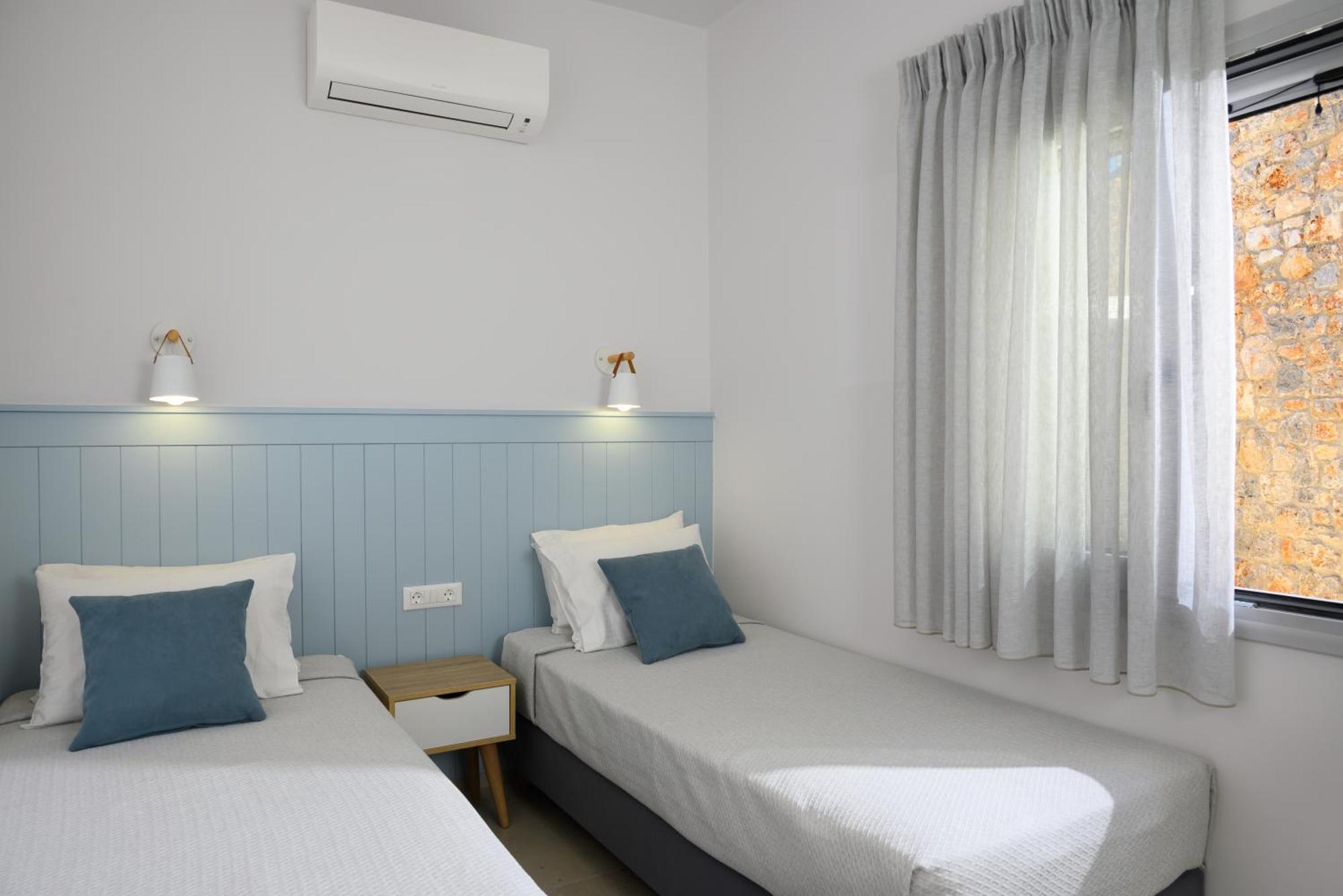 Apartment Nisos By The Agios Nikolaos (Crete)