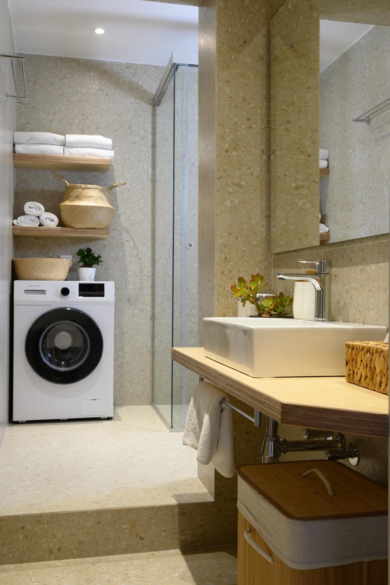 Apartment Nisos By The *